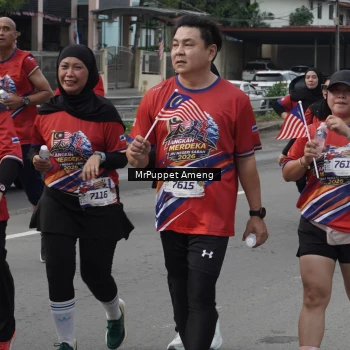 Runner Photo 6011737
