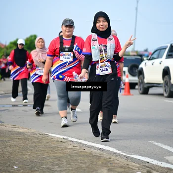 Runner Photo 6011745