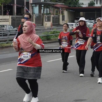 Runner Photo 6011795