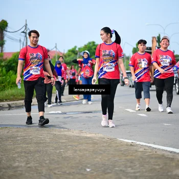 Runner Photo 6011810