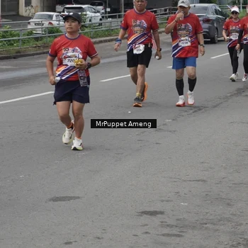 Runner Photo 6011811