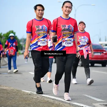 Runner Photo 6011823