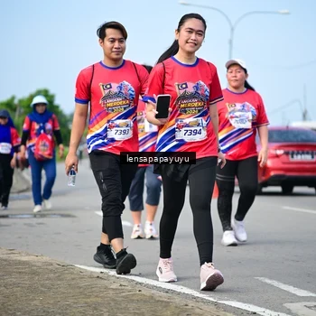 Runner Photo 6011835