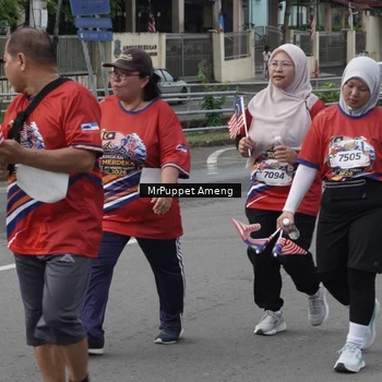 Runner Photo 6011845