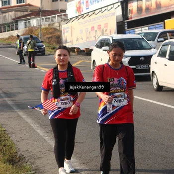 Runner Photo 6011873