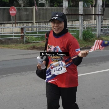 Runner Photo 6011876