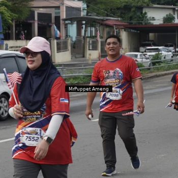 Runner Photo 6011882