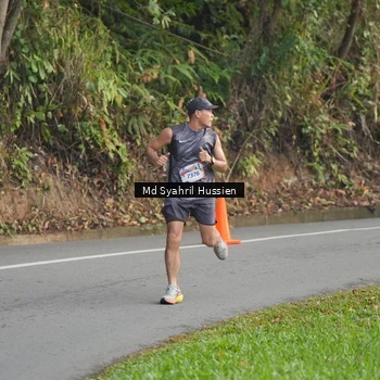 Runner Photo 6011896