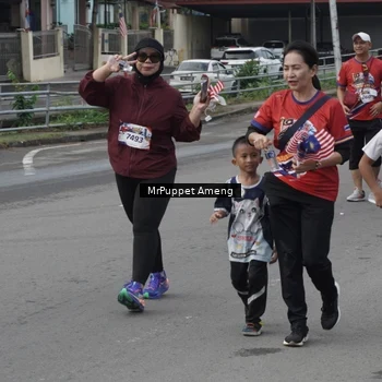 Runner Photo 6011897
