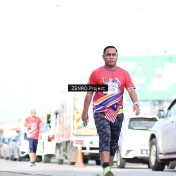 Runner Photo 6011900