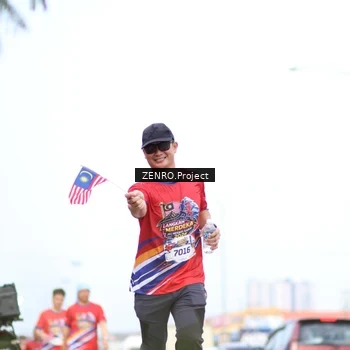 Runner Photo 6011938