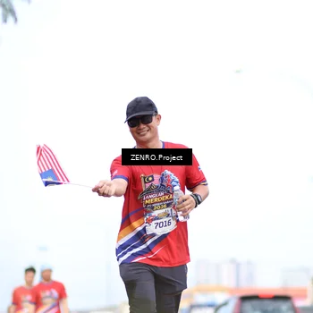 Runner Photo 6011951
