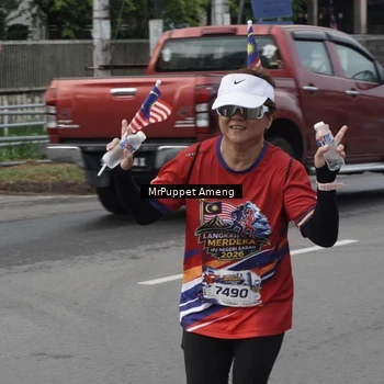 Runner Photo 6011994
