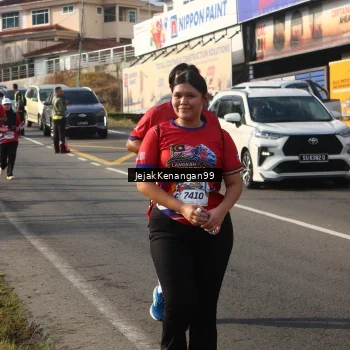 Runner Photo 6012000