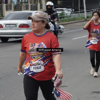 Runner Photo 6012001