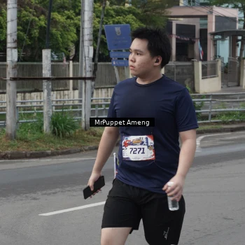 Runner Photo 6012006
