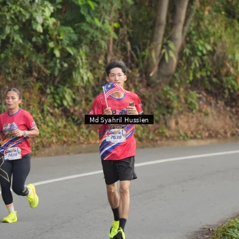Runner Photo 6012012
