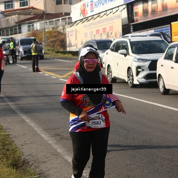 Runner Photo 6012013