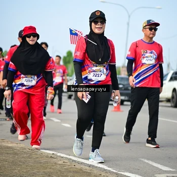 Runner Photo 6012017