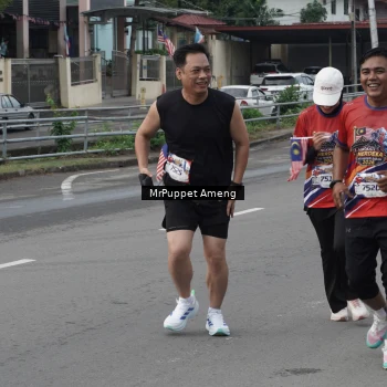 Runner Photo 6012026