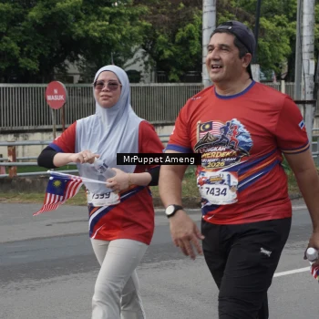 Runner Photo 6012037