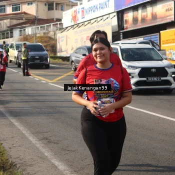 Runner Photo 6012038