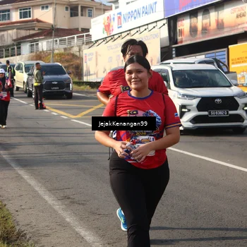 Runner Photo 6012048