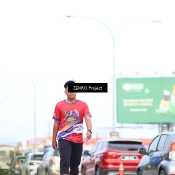 Runner Photo 6012054