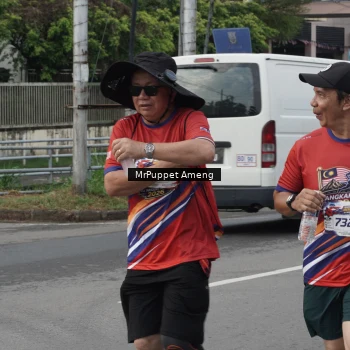 Runner Photo 6012058