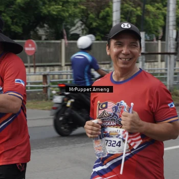 Runner Photo 6012060