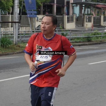 Runner Photo 6012078