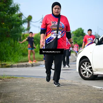 Runner Photo 6012091