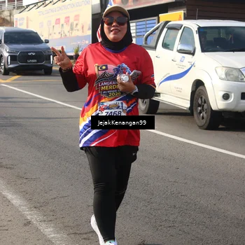 Runner Photo 6012092