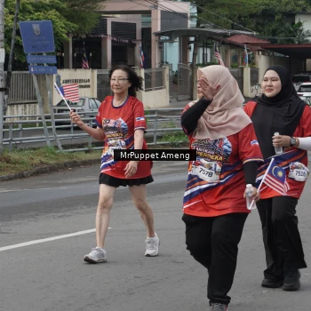 Runner Photo 6012096