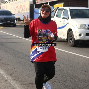 Runner Photo 6012128