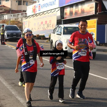 Runner Photo 6012129