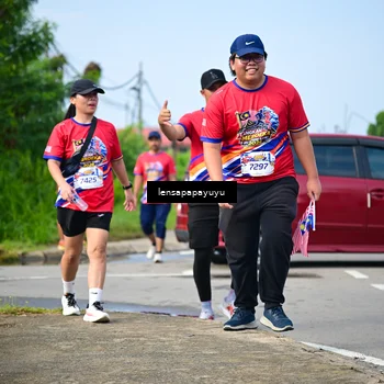 Runner Photo 6012131