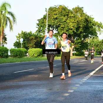 Runner Photo 6012143