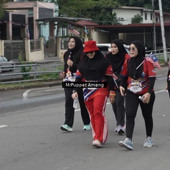 Runner Photo 6012165