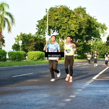 Runner Photo 6012177