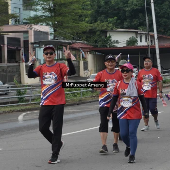 Runner Photo 6012181