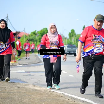 Runner Photo 6012206