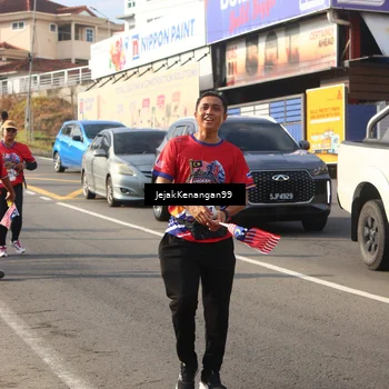 Runner Photo 6012212