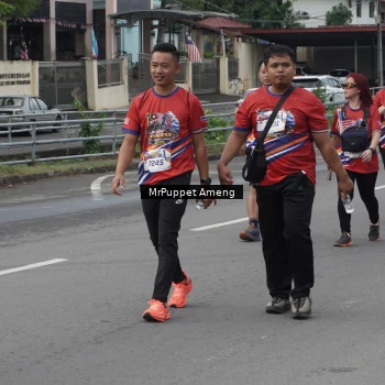 Runner Photo 6012213