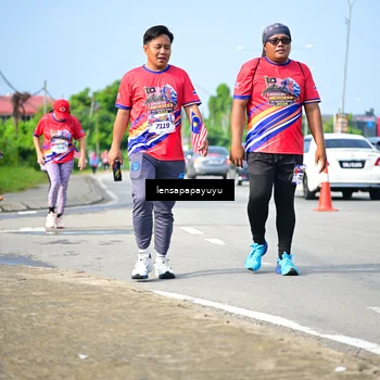 Runner Photo 6012224