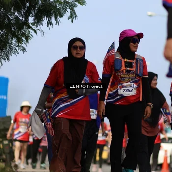 Runner Photo 6012255