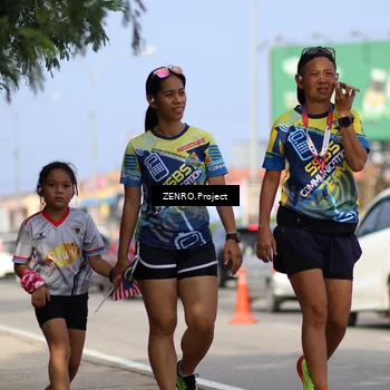 Runner Photo 6012312
