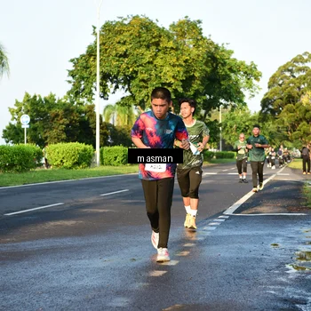 Runner Photo 6012314
