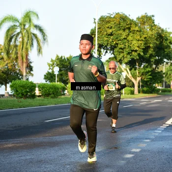 Runner Photo 6012345