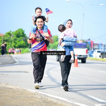 Runner Photo 6012347